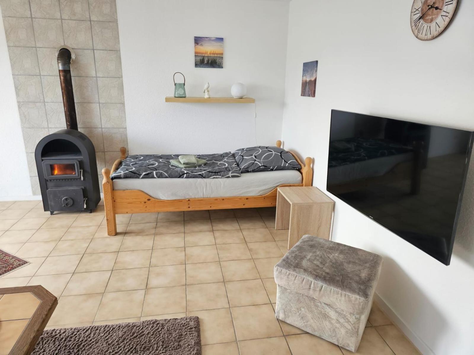 Ferienwohnung Talblick Ahnatal エクステリア 写真