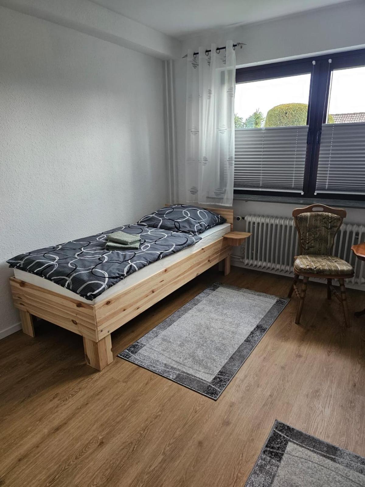 Ferienwohnung Talblick Ahnatal エクステリア 写真